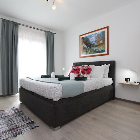 Rooms And Apartment Matosevic Rovinj Eksteriør bilde